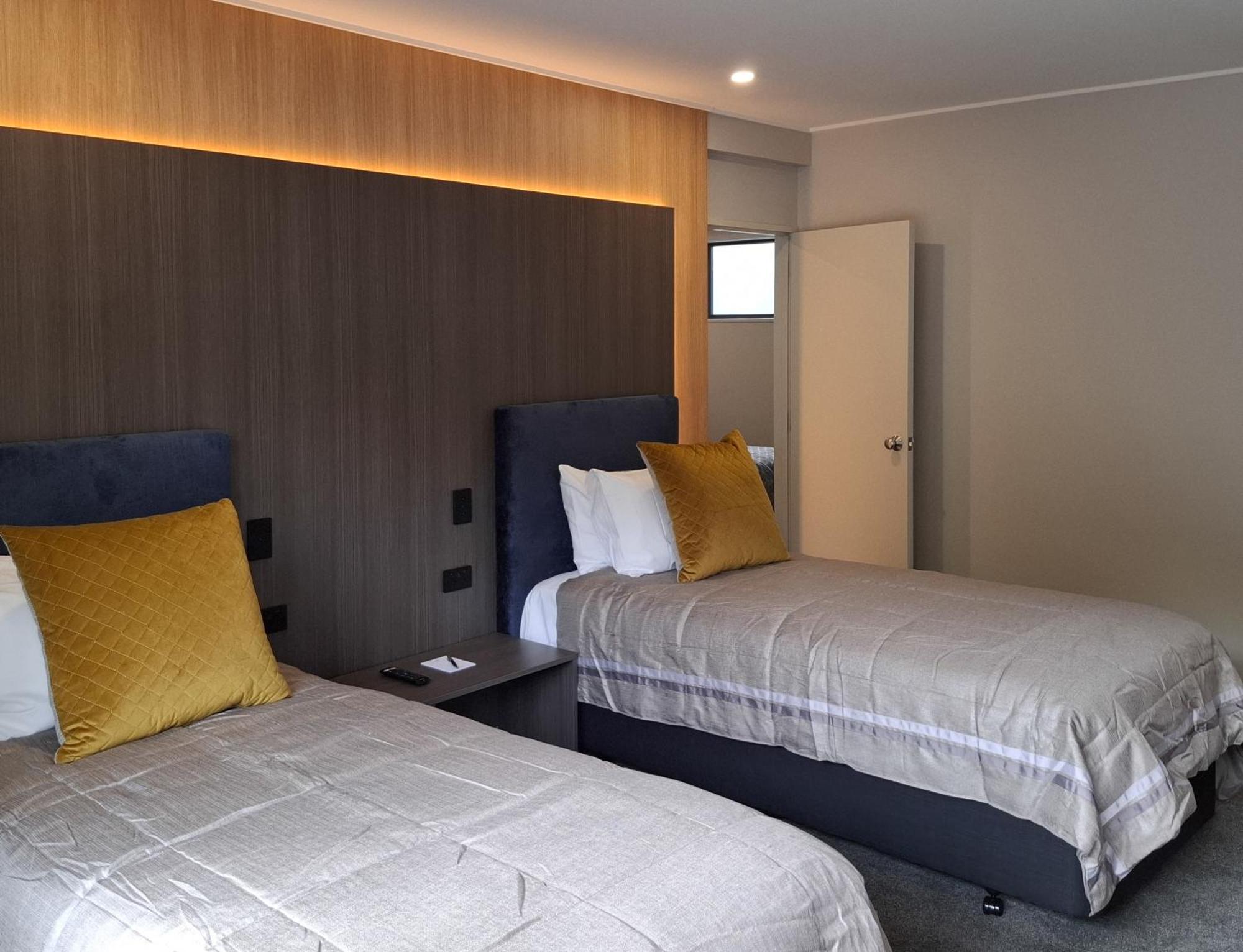 Distinction Coachman Hotel, Palmerston North Exterior foto